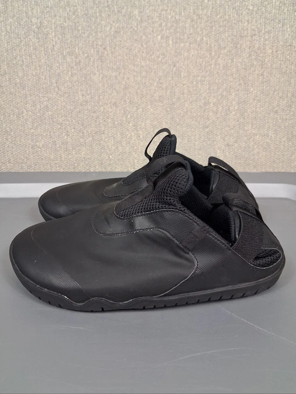 Nike Air Zoom Pulse Shoes Mens 7.5 Triple Black Nursing Medical Comfort Slip-On